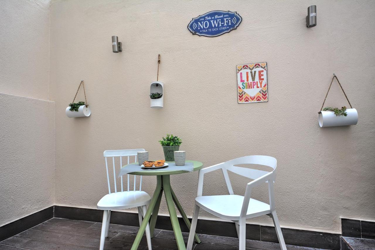 Traditional Apartment With A Terrace, Ac And Fast Internet Лиссабон Экстерьер фото