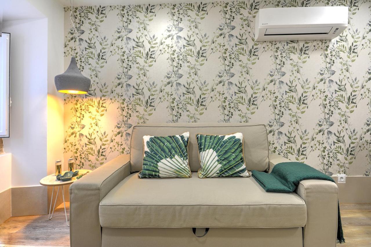 Traditional Apartment With A Terrace, Ac And Fast Internet Лиссабон Экстерьер фото
