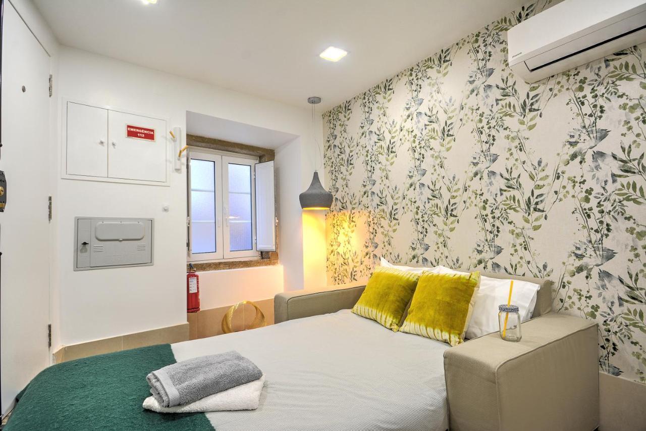 Traditional Apartment With A Terrace, Ac And Fast Internet Лиссабон Экстерьер фото